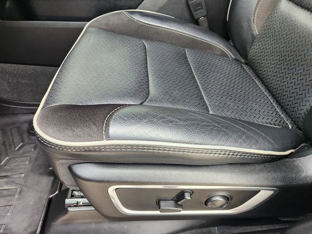 Used 2024 RAM 1500 Laramie AWD/4WD image 27