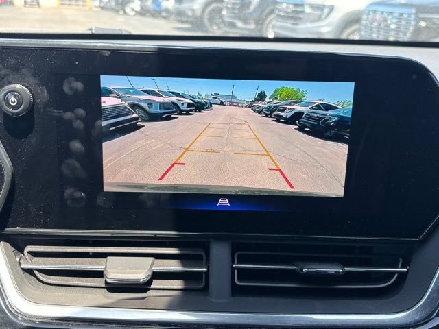 Used 2024 Chevrolet Trax RS w/ Sunroof Package FWD image 30