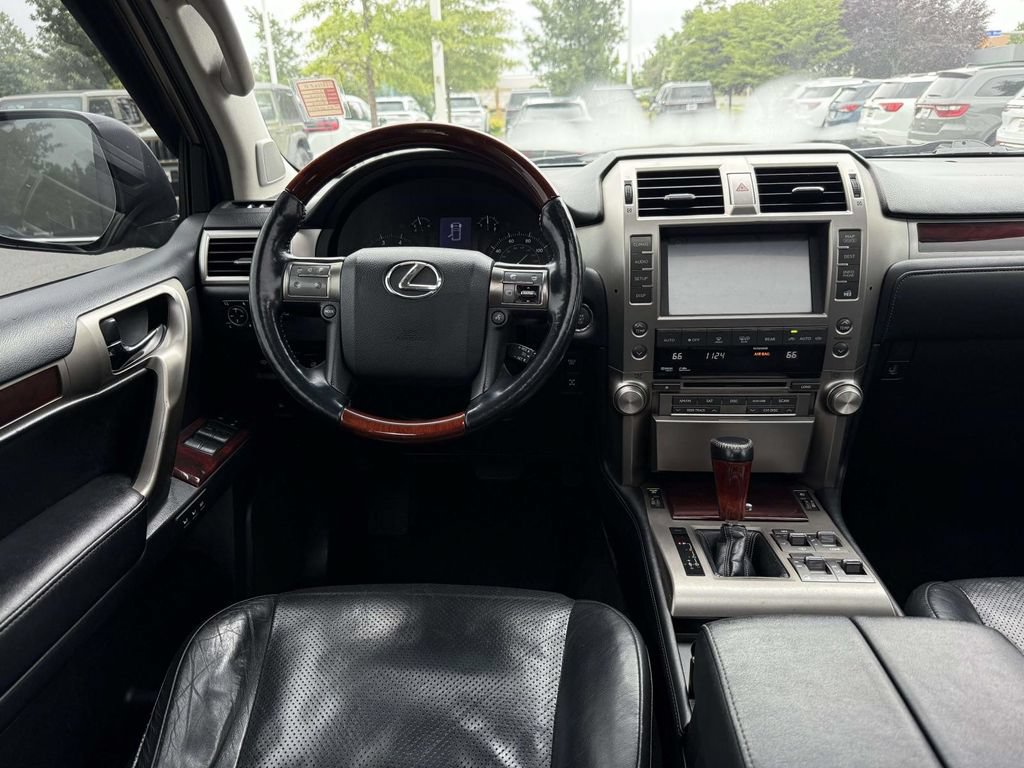 Used 2011 Lexus GX 460 Premium AWD/4WD image 18