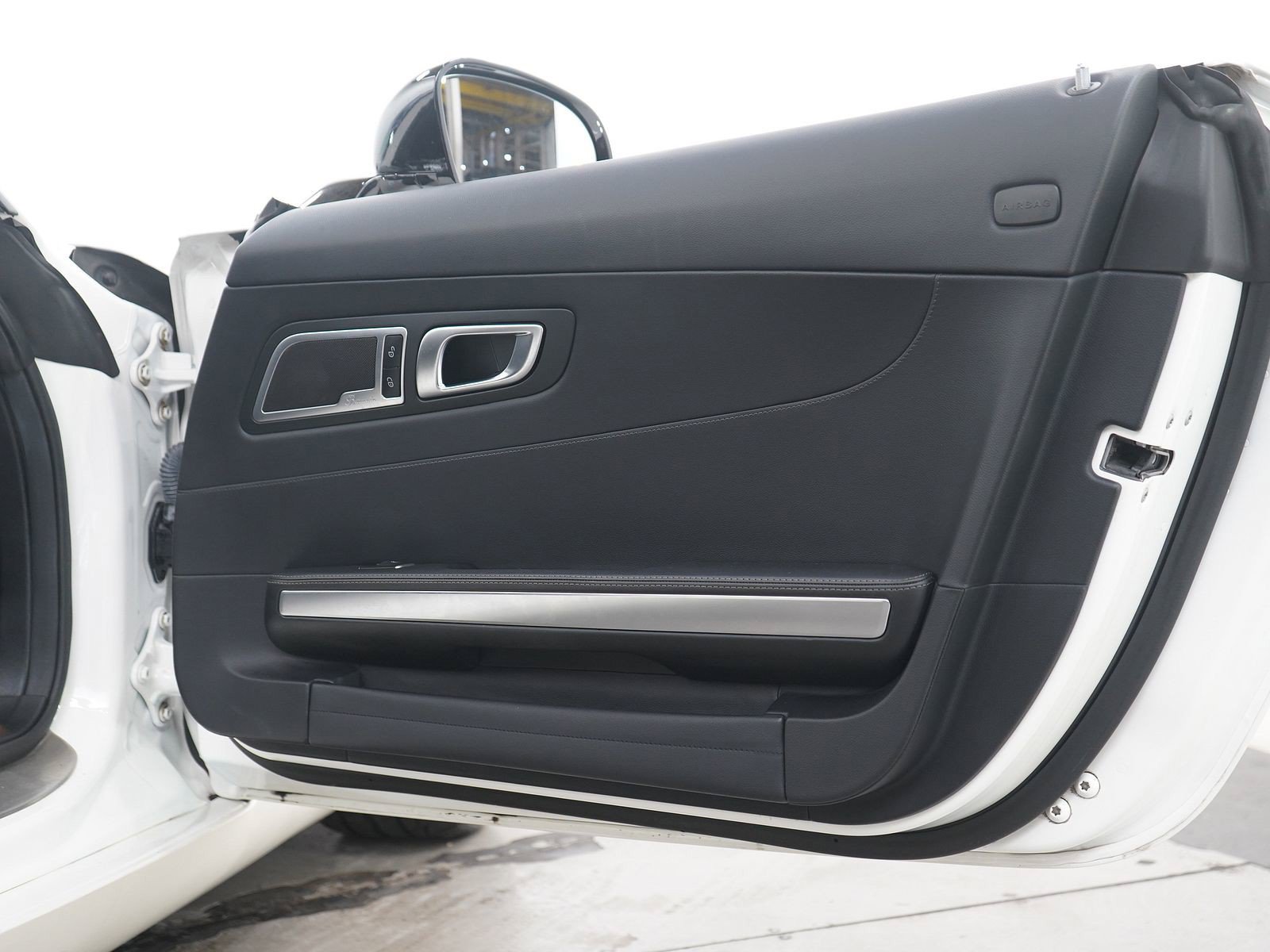 Used 2019 Mercedes-Benz AMG GT Roadster image 12