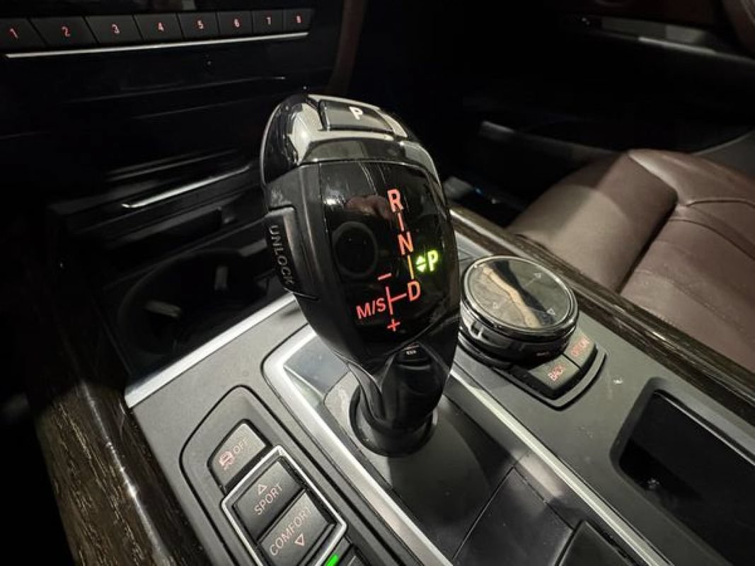 Used 2014 BMW X5 xDrive50i AWD/4WD image 32