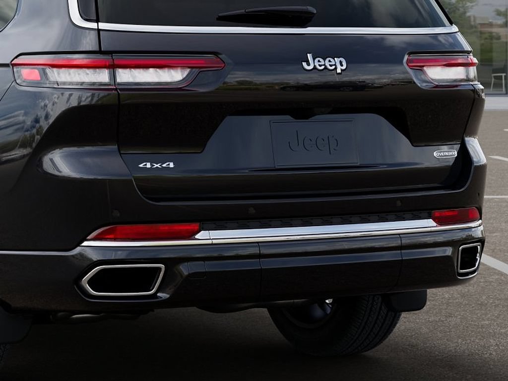 New 2025 Jeep Grand Cherokee L Overland w/ Rear Seat Video Group I AWD/4WD image 13