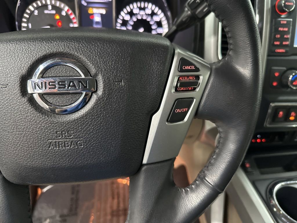 Used 2016 Nissan Titan SL AWD/4WD image 18