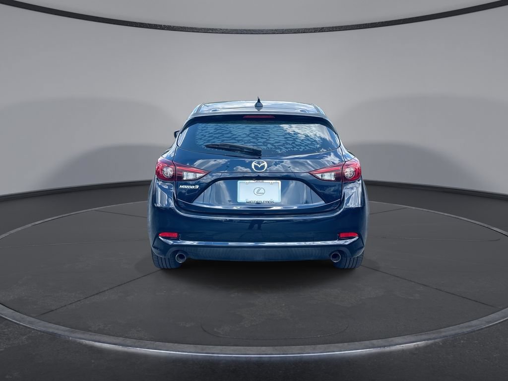 Used 2018 MAZDA MAZDA3 Touring FWD image 16