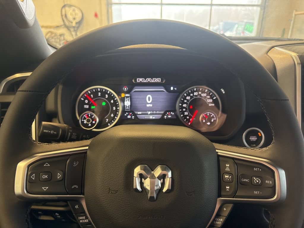 New 2026 RAM 1500 Big Horn AWD/4WD image 28