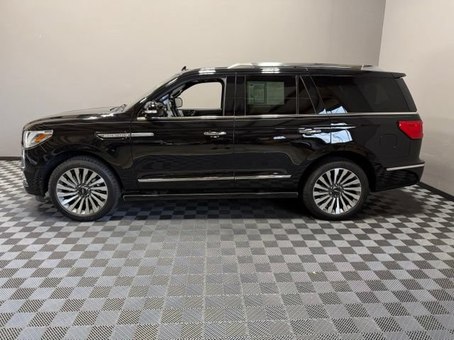 Used 2019 Lincoln Navigator Reserve AWD/4WD image 6