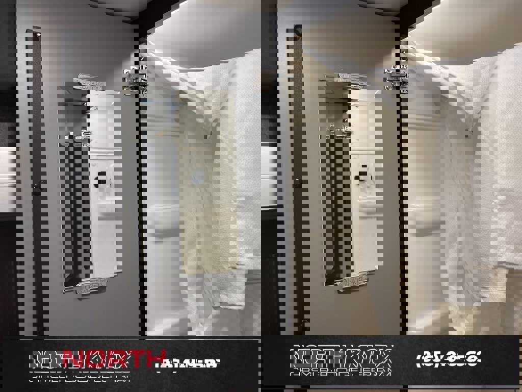 Used 2023 Mercedes-Benz Sprinter 144 Cargo image 40