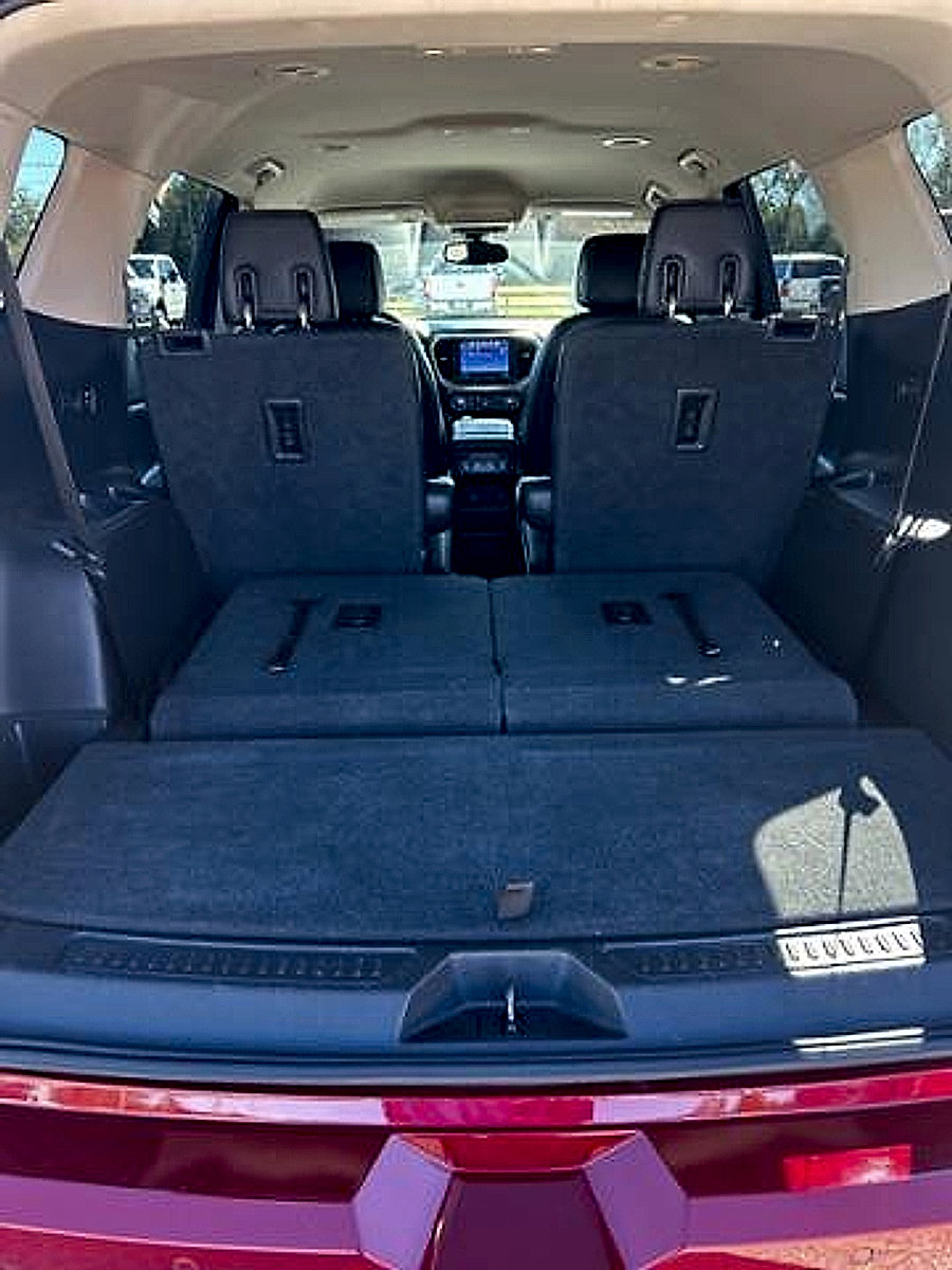 Used 2019 GMC Acadia Denali w/ Technology Package image 10