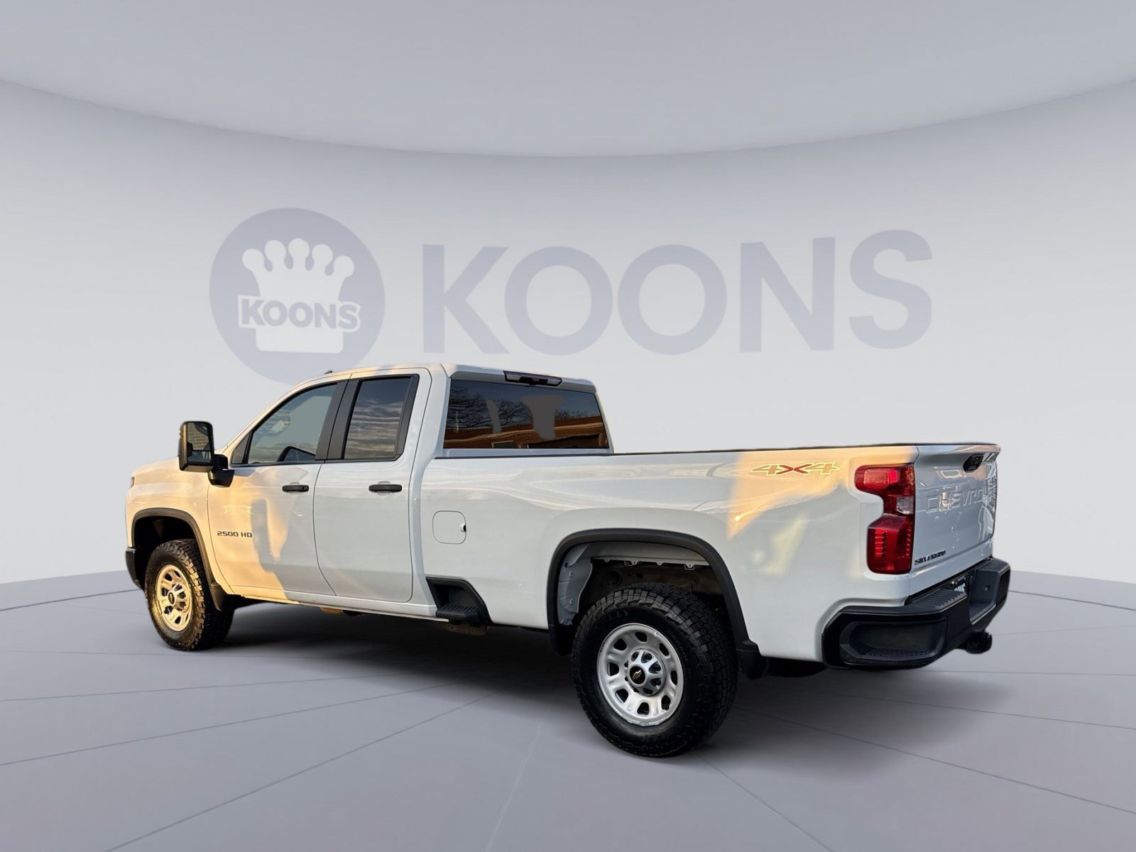 Used 2025 Chevrolet Silverado 2500 W/T image 4