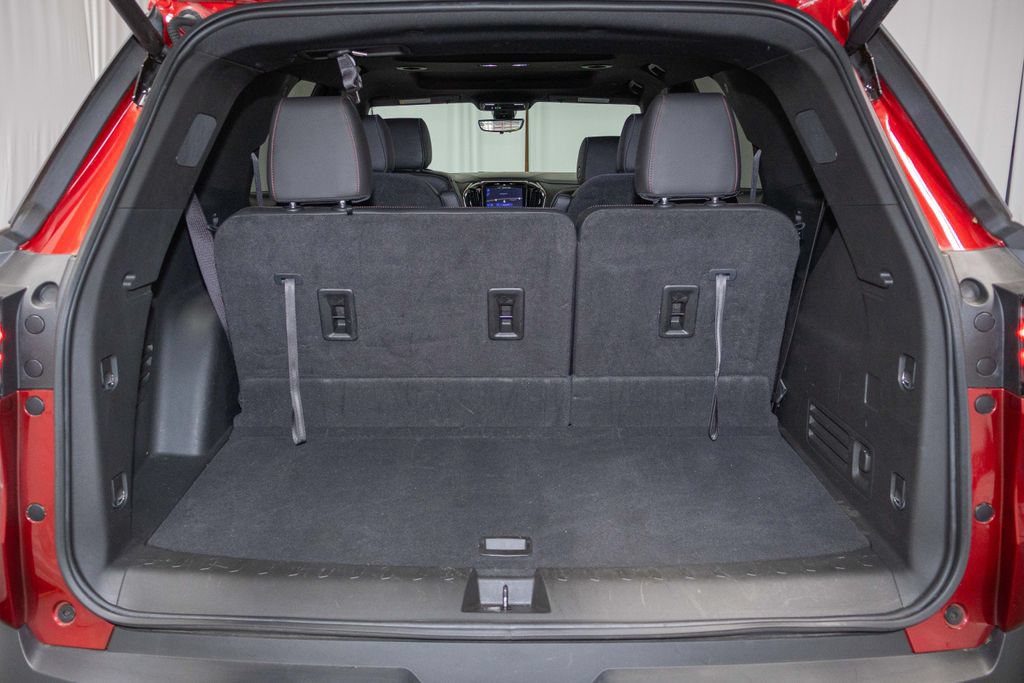 Used 2023 Chevrolet Traverse RS AWD/4WD image 13
