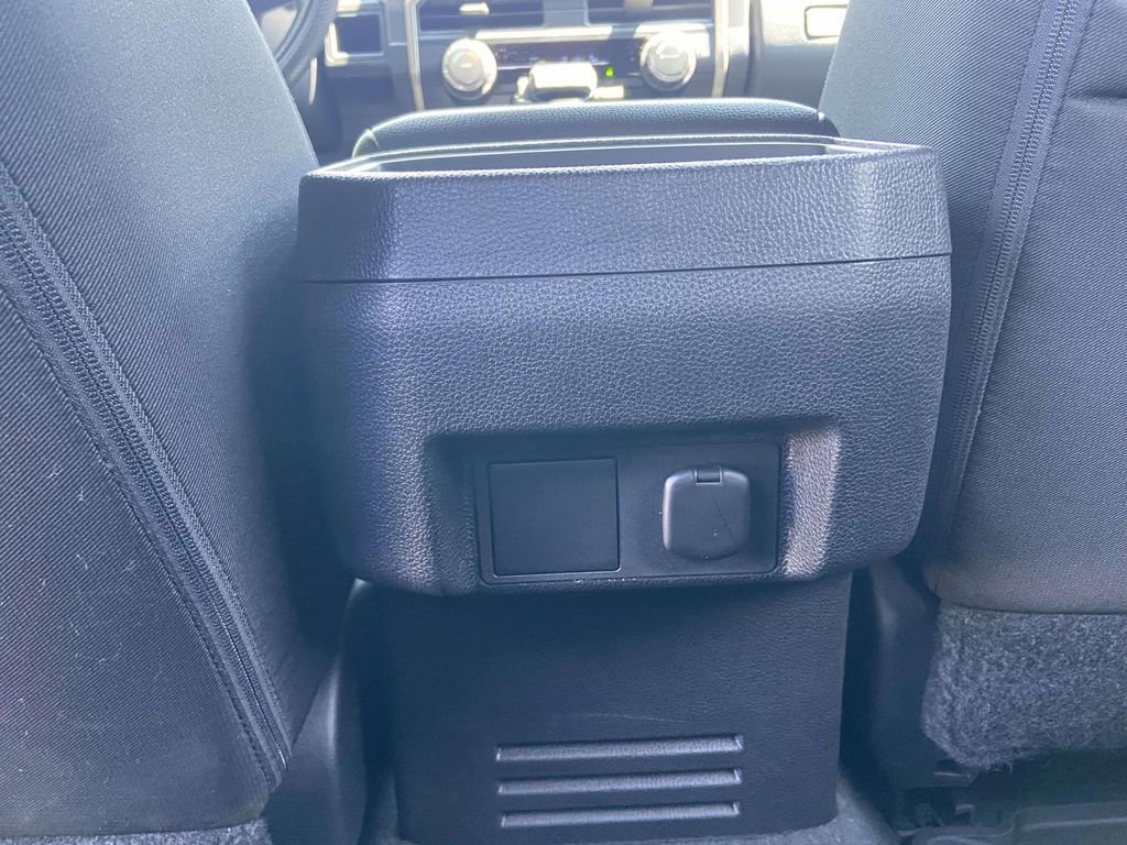 Used 2025 Toyota Tacoma SR5 RWD image 21