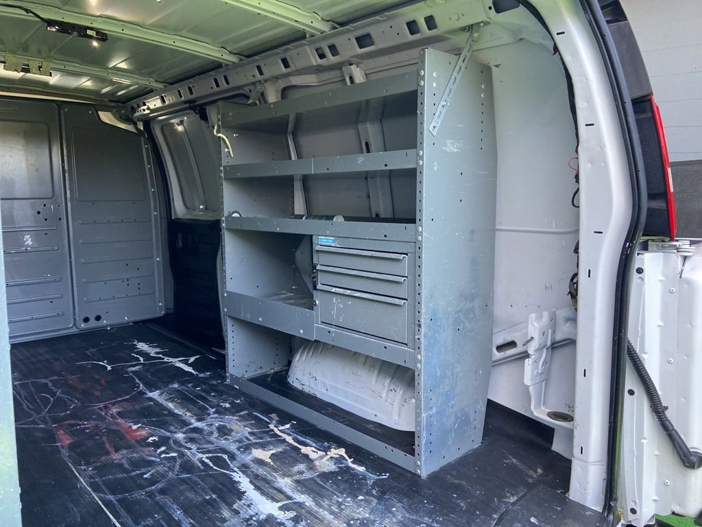 Used 2021 Chevrolet Express 2500 w/ Driver Convenience Package RWD image 19