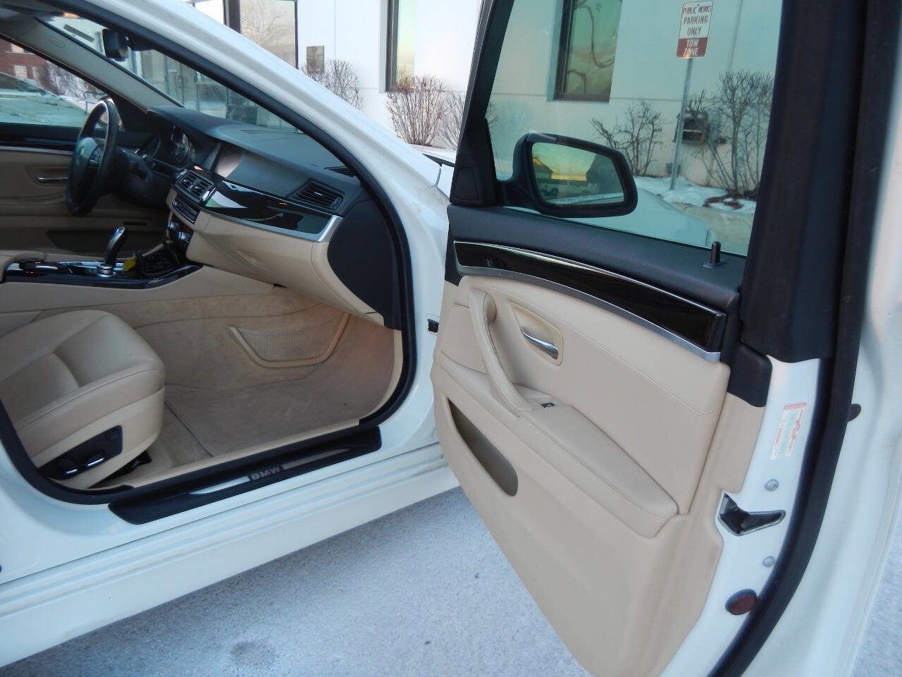 Used 2012 BMW 535i xDrive Sedan image 38