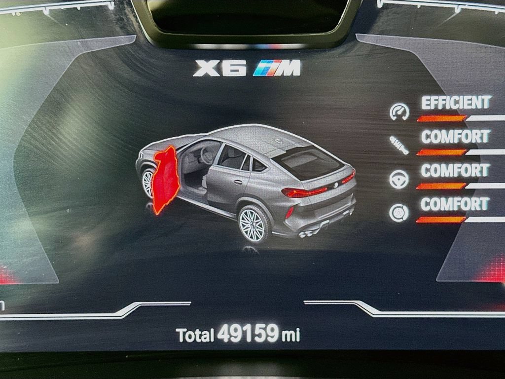 Used 2022 BMW X6 M w/ Executive Package AWD/4WD image 17