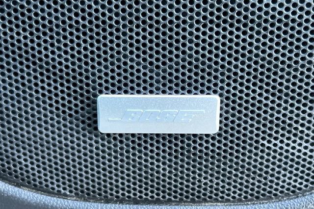 Used 2023 GMC Acadia SLT image 23