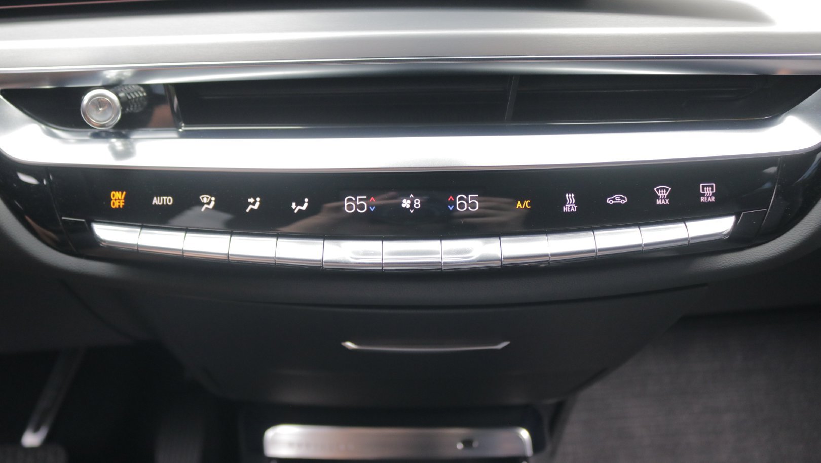 Certified 2025 Cadillac Lyriq Luxury RWD image 26