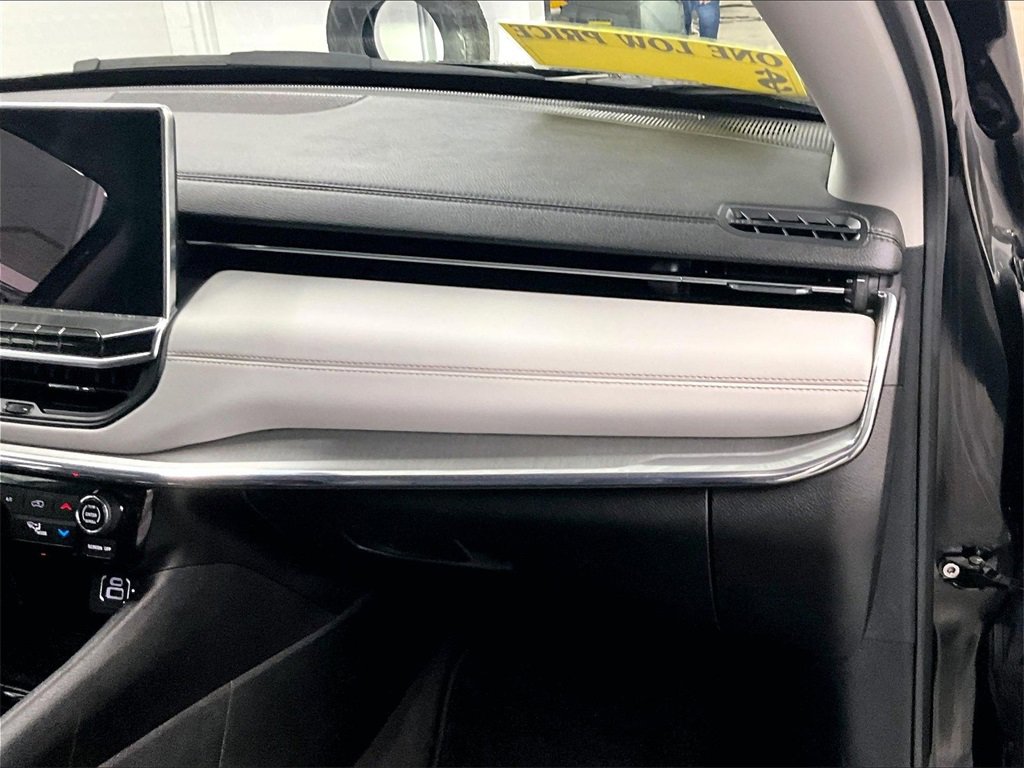 Used 2022 Jeep Compass Limited w/ Elite Group image 13