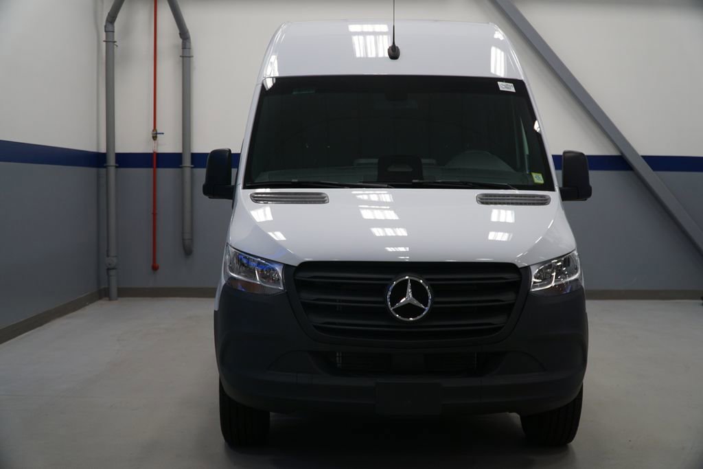 New 2025 Mercedes-Benz Sprinter 2500 image 2