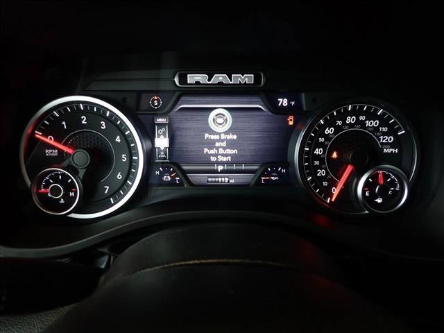 New 2026 RAM 1500 Express AWD/4WD image 23