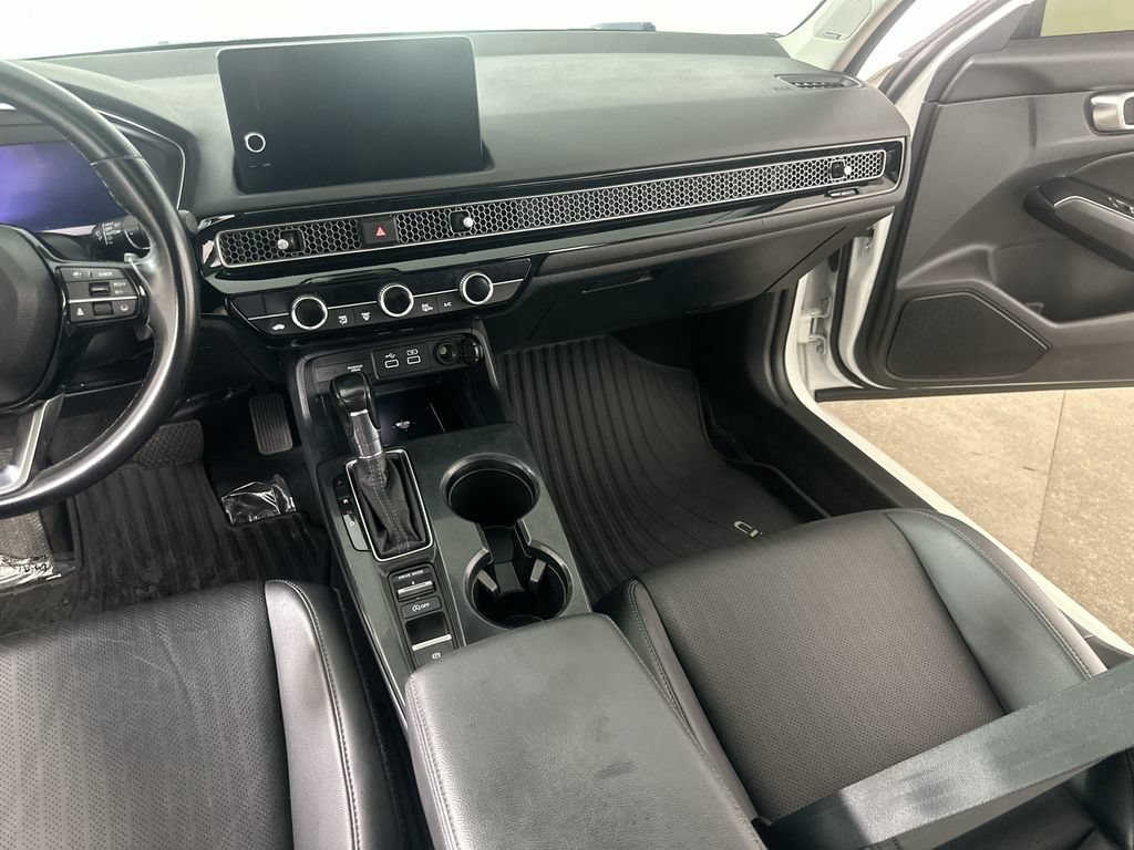 Used 2022 Honda Civic Touring image 19