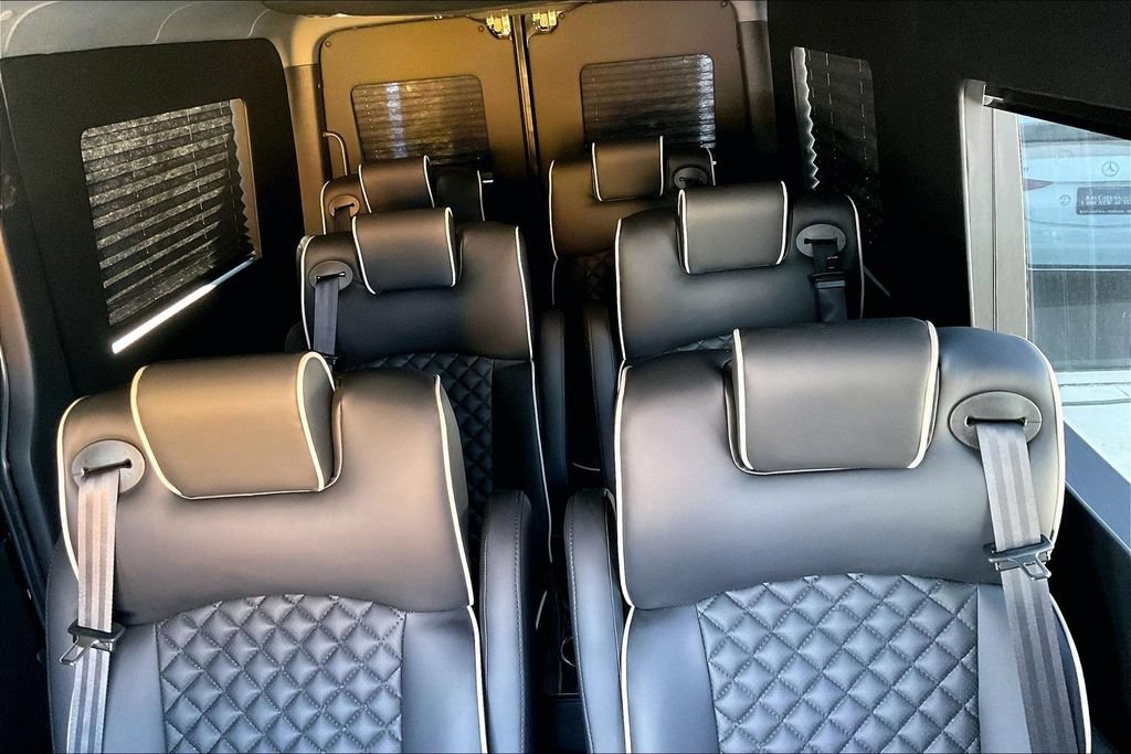 New 2025 Mercedes-Benz Sprinter 2500 image 9