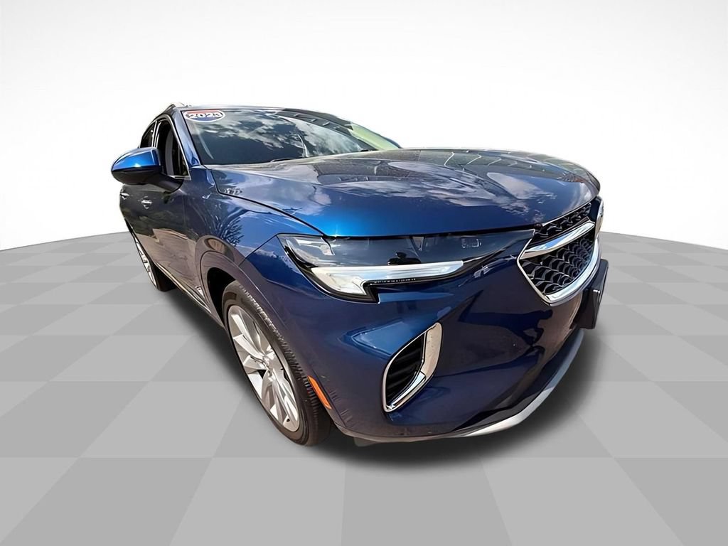 Used 2023 Buick Envision Avenir AWD/4WD image 33