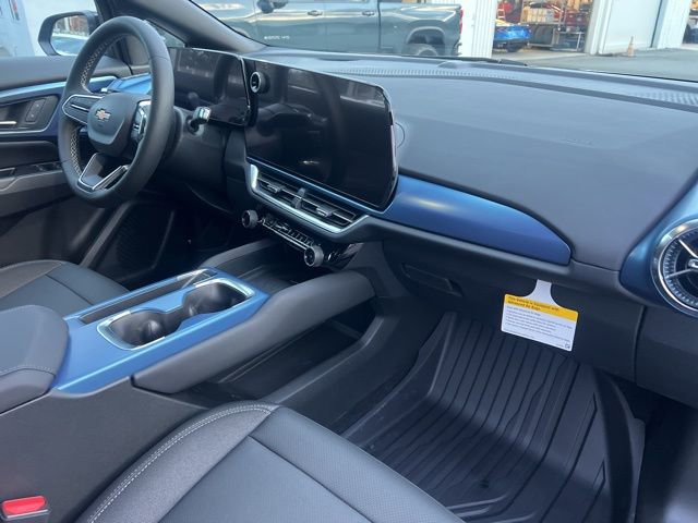 New 2026 Chevrolet Equinox EV LT FWD image 42