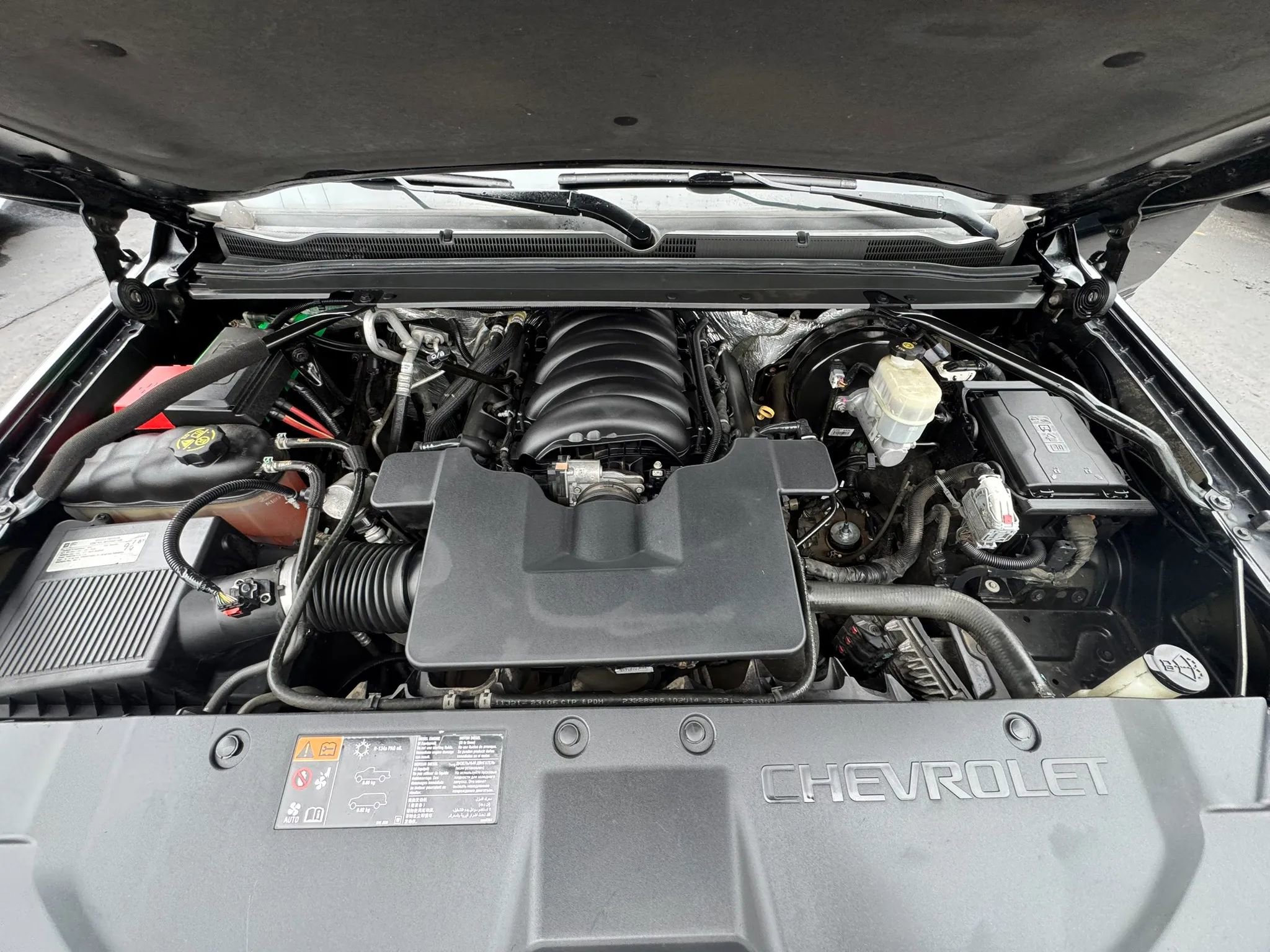 Used 2015 Chevrolet Suburban LTZ AWD/4WD image 22