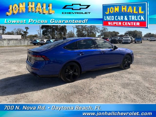 Used 2024 Honda Accord Sport image 11