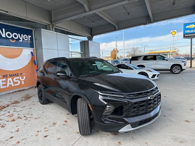 New 2026 Chevrolet Blazer LT w/ Midnight/Sport Edition image 5