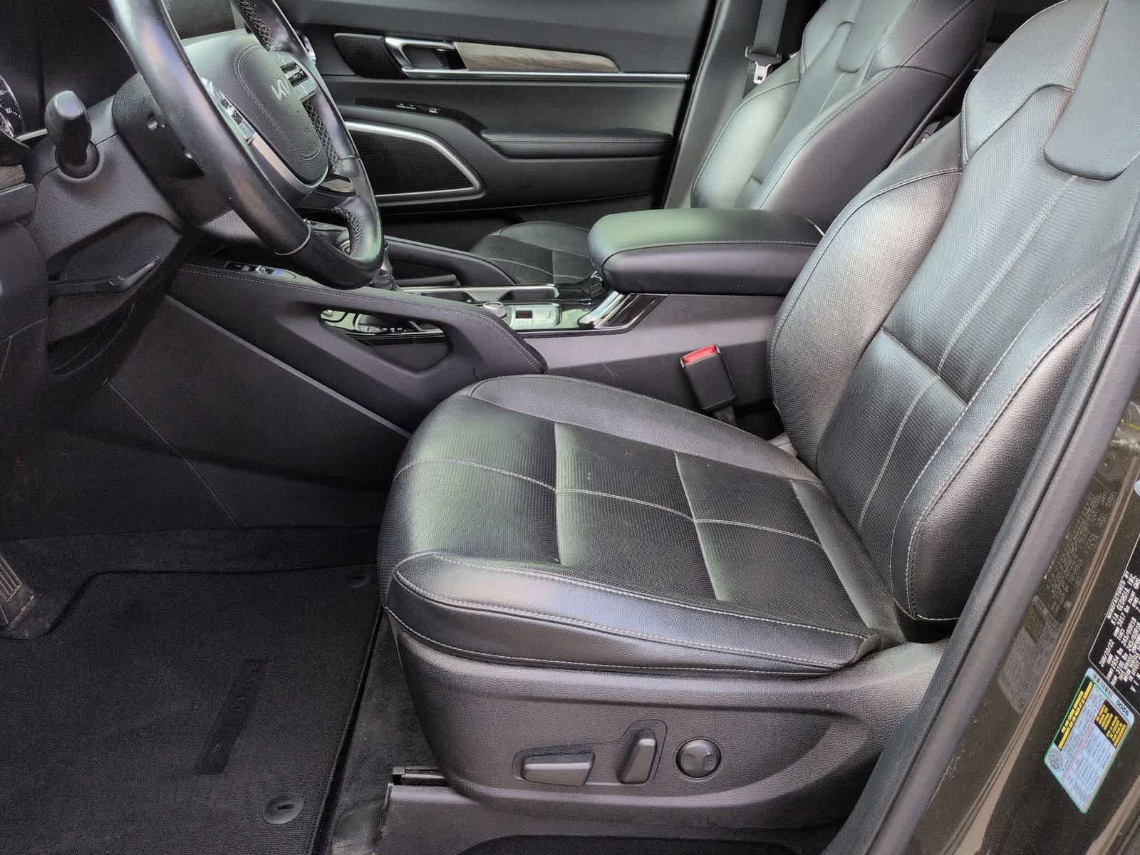 Used 2022 Kia Telluride EX AWD/4WD image 16