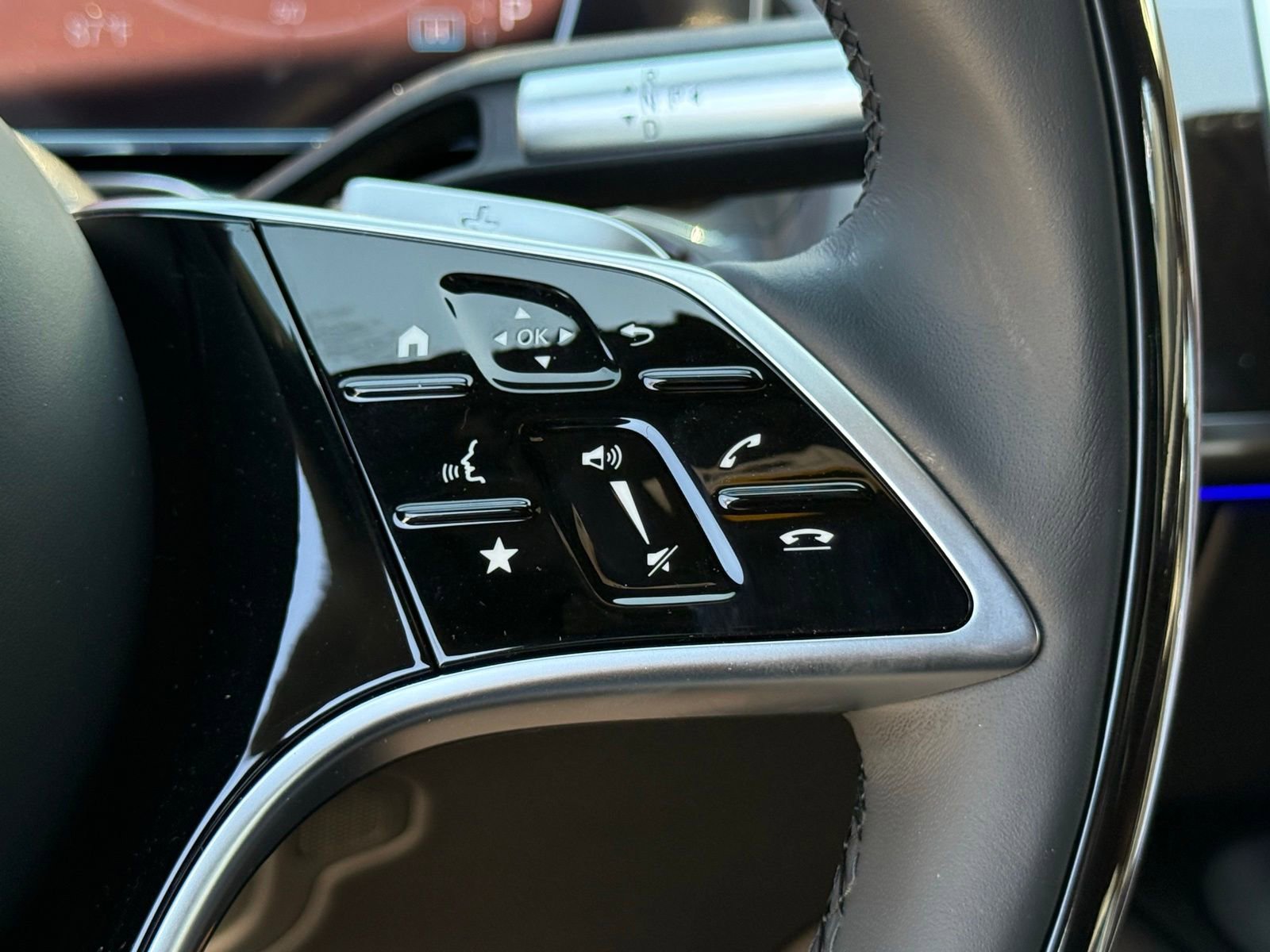 New 2026 Mercedes-Benz S 580e 4MATIC Sedan image 24