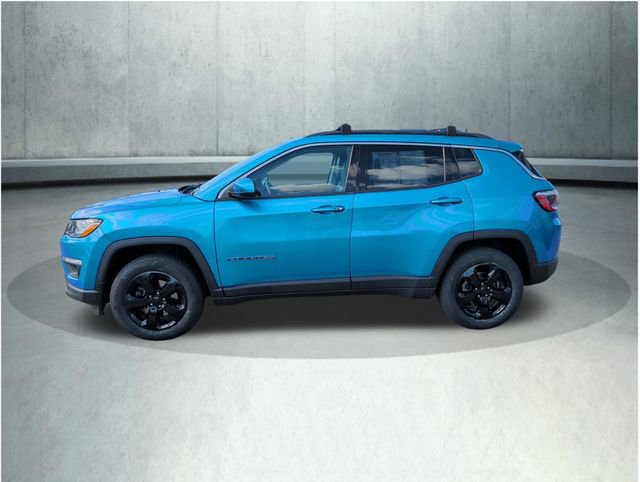 Used 2017 Jeep Compass Latitude AWD/4WD image 2