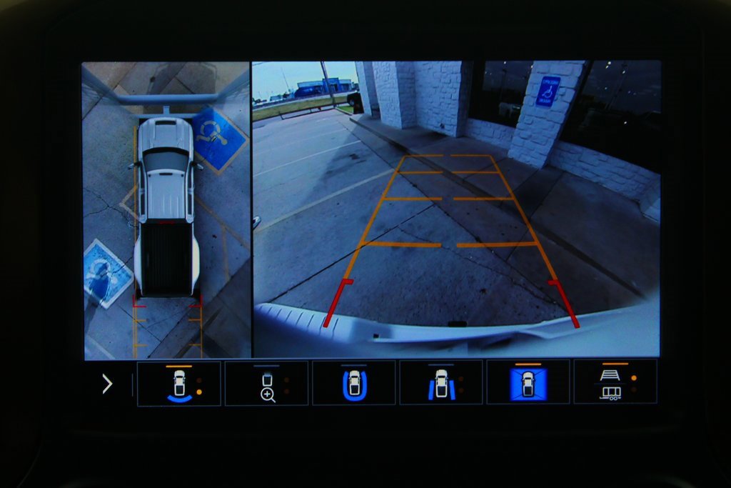 Used 2023 Chevrolet Silverado 3500 High Country image 22