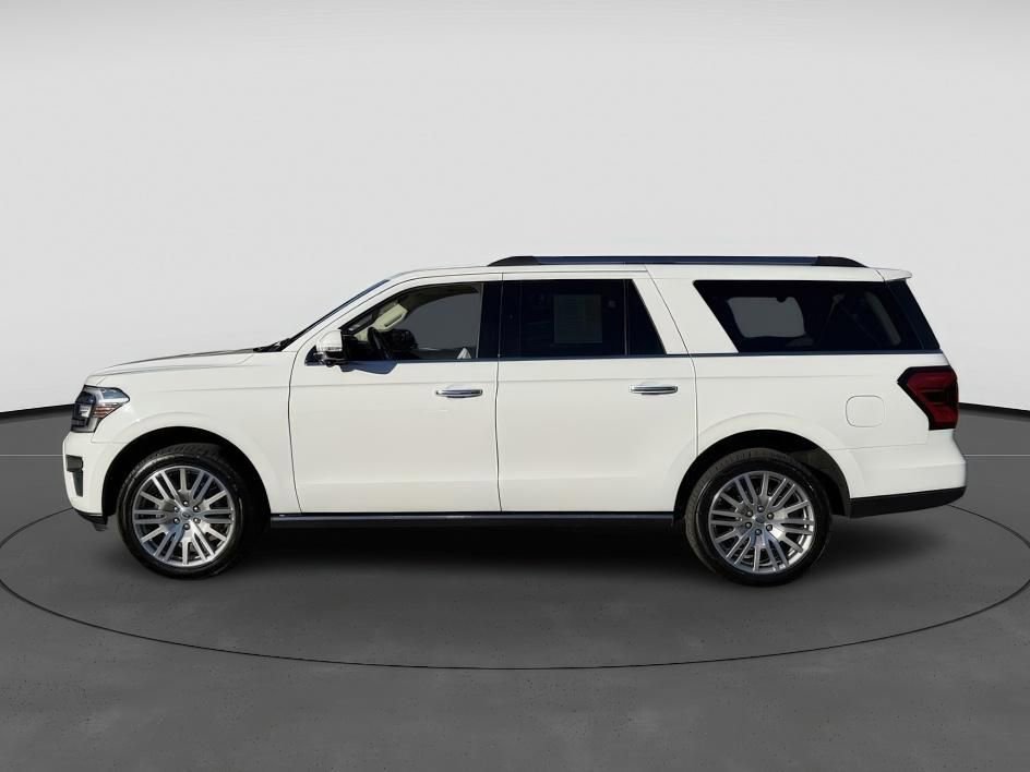 Used 2023 Ford Expedition Max Limited image 3