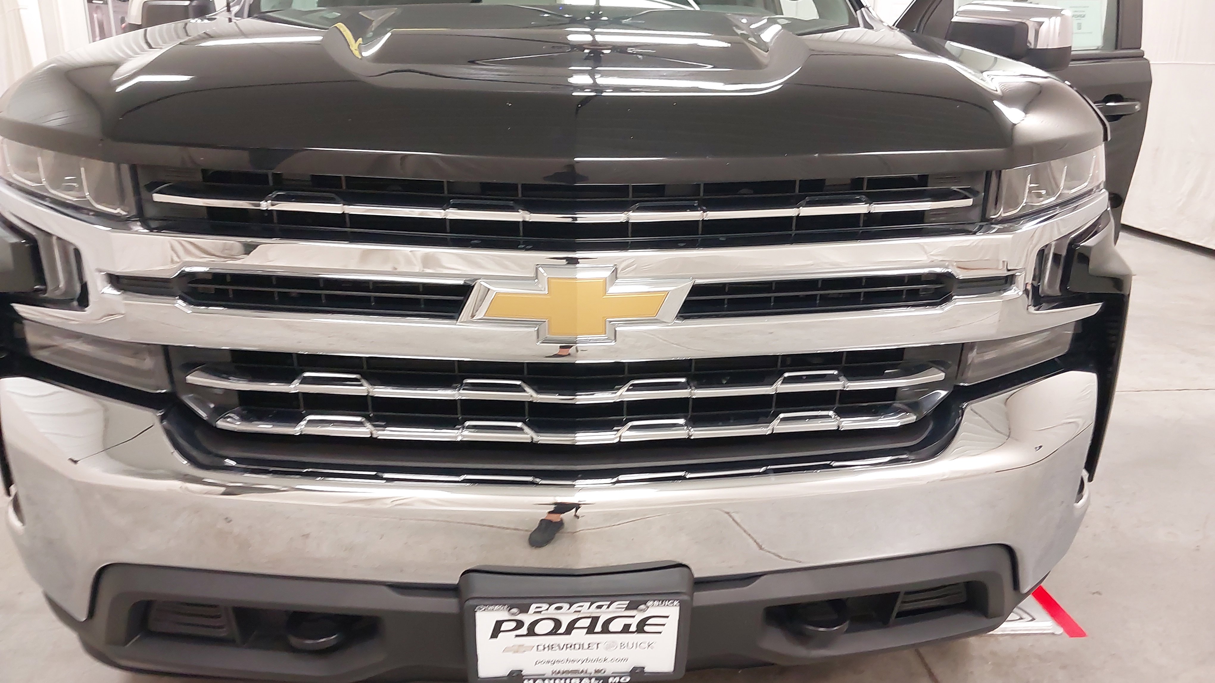 Used 2021 Chevrolet Silverado 1500 LT AWD/4WD image 31