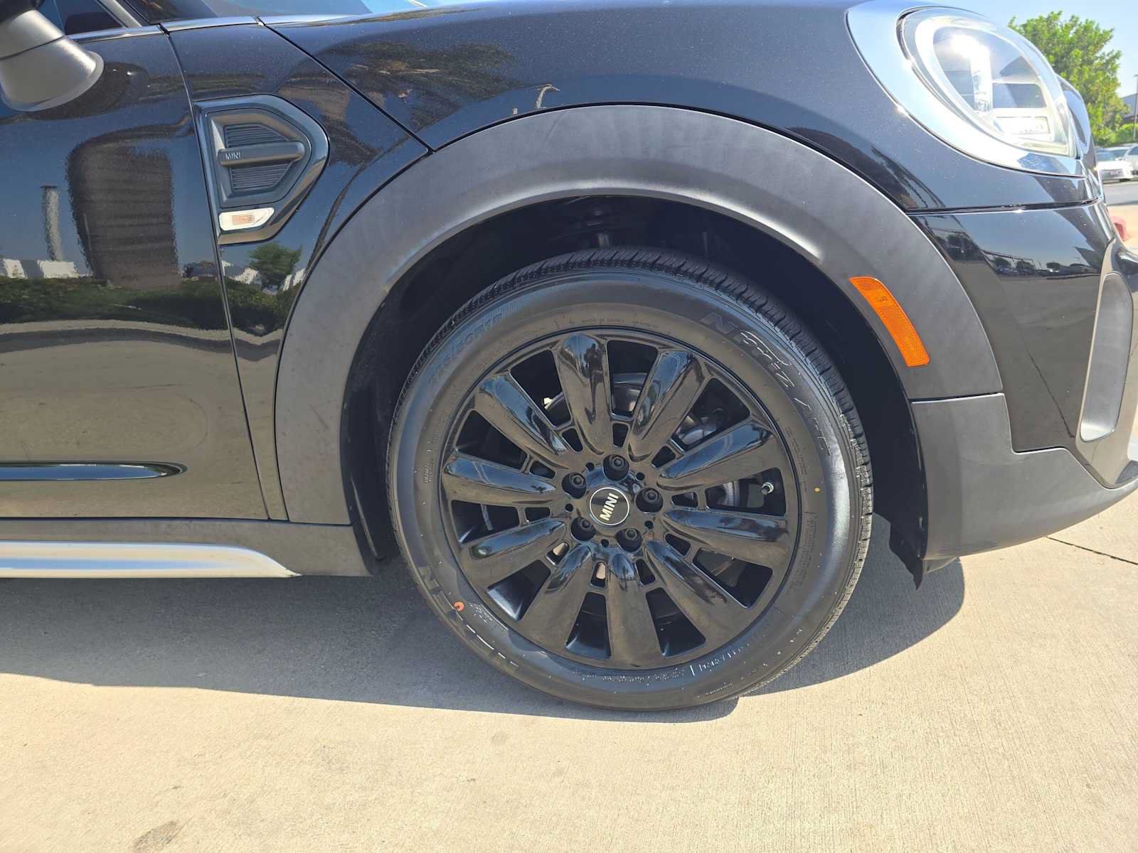 Used 2021 MINI Cooper Countryman FWD image 9