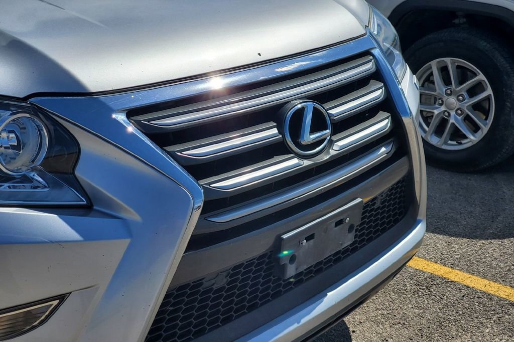 Used 2018 Lexus GX 460 Premium w/ Premium Package AWD/4WD image 3