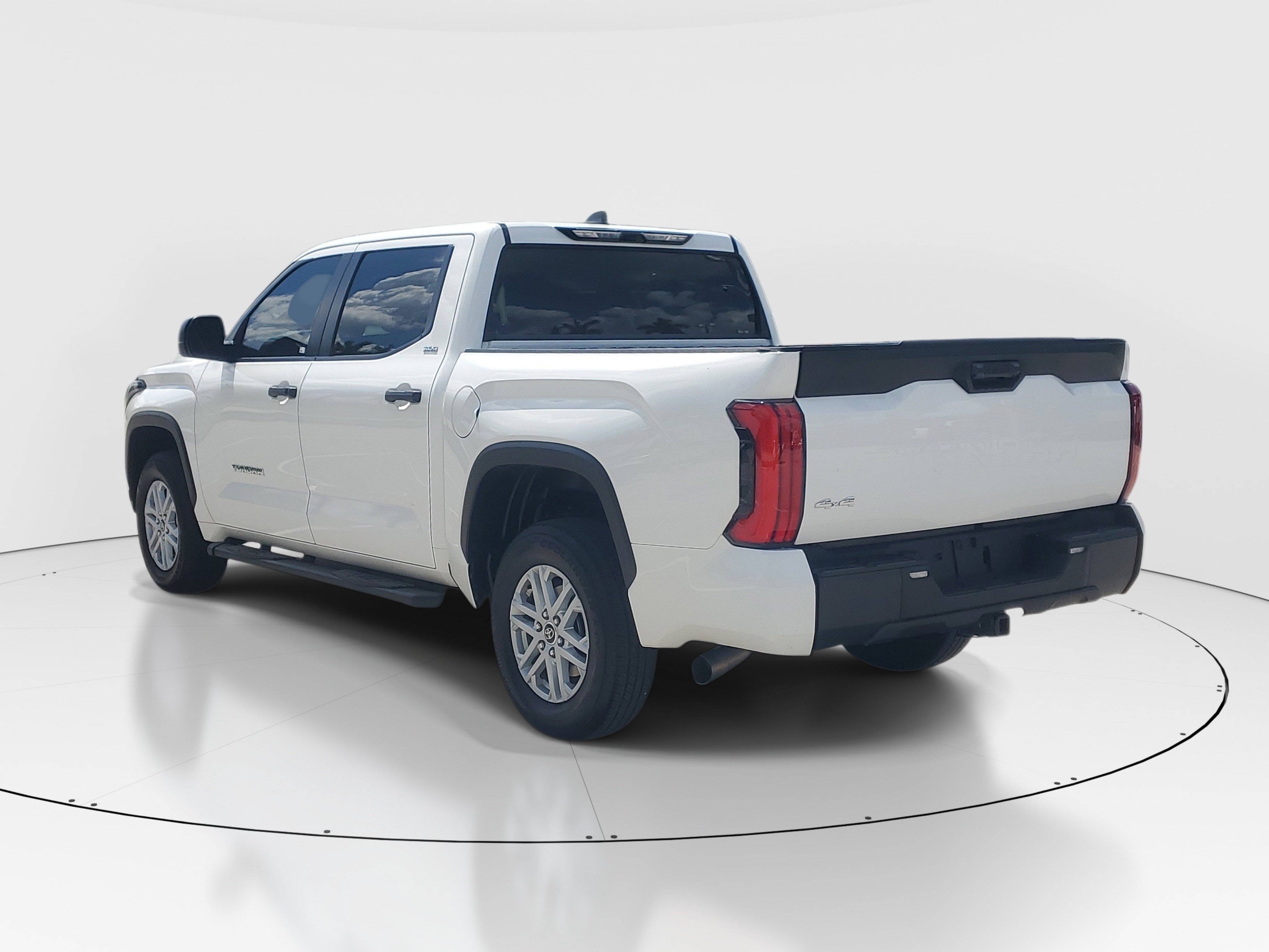 Used 2024 Toyota Tundra SR5 AWD/4WD image 5
