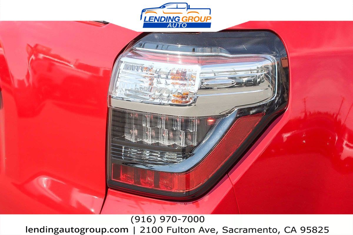 Used 2019 Toyota 4Runner SR5 image 8