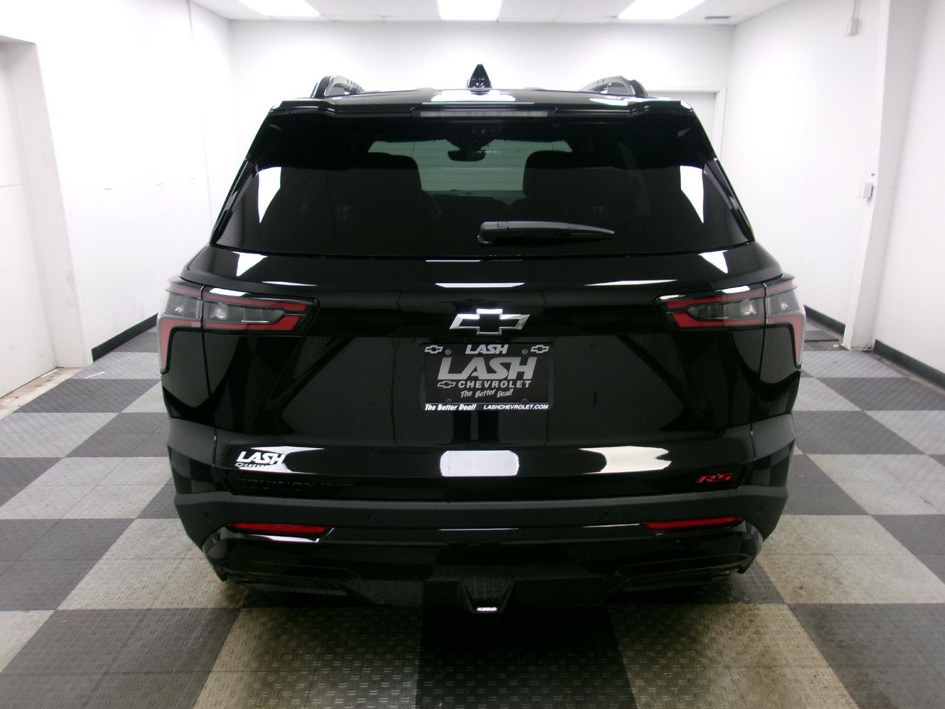 New 2027 Chevrolet Equinox RS w/ Safety and Technology Package AWD/4WD image 13