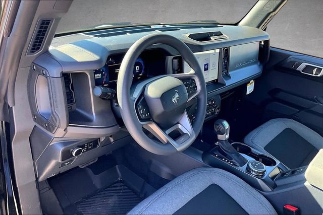 New 2025 Ford Bronco 4-Door image 5