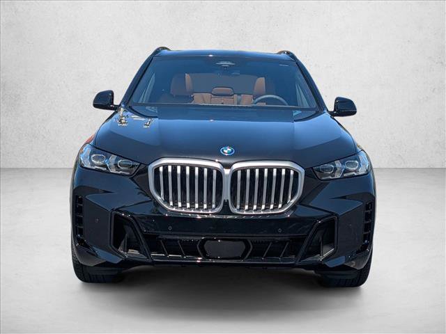New 2026 BMW X5 xDrive50e w/ M Sport Package AWD/4WD image 3