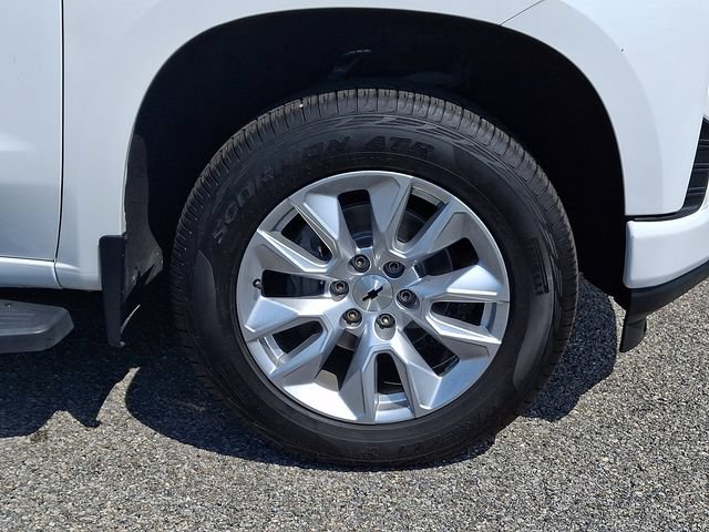 Used 2020 Chevrolet Silverado 1500 Custom w/ Custom Value Package AWD/4WD image 8