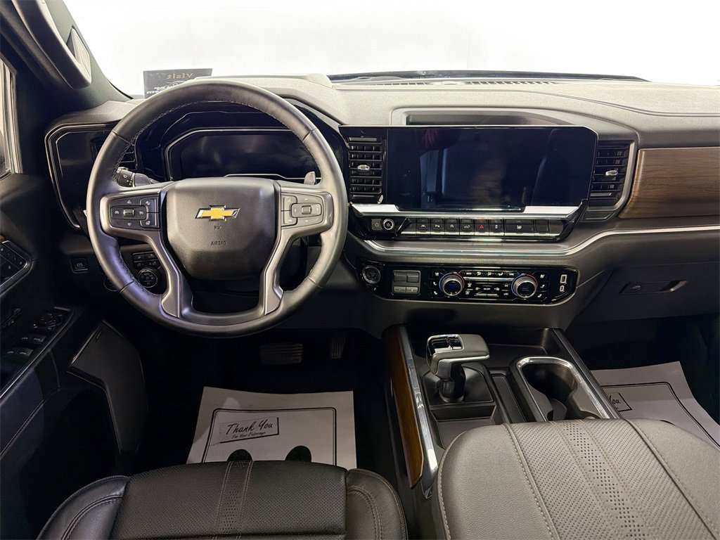 Used 2023 Chevrolet Silverado 1500 High Country w/ Technology Package image 23