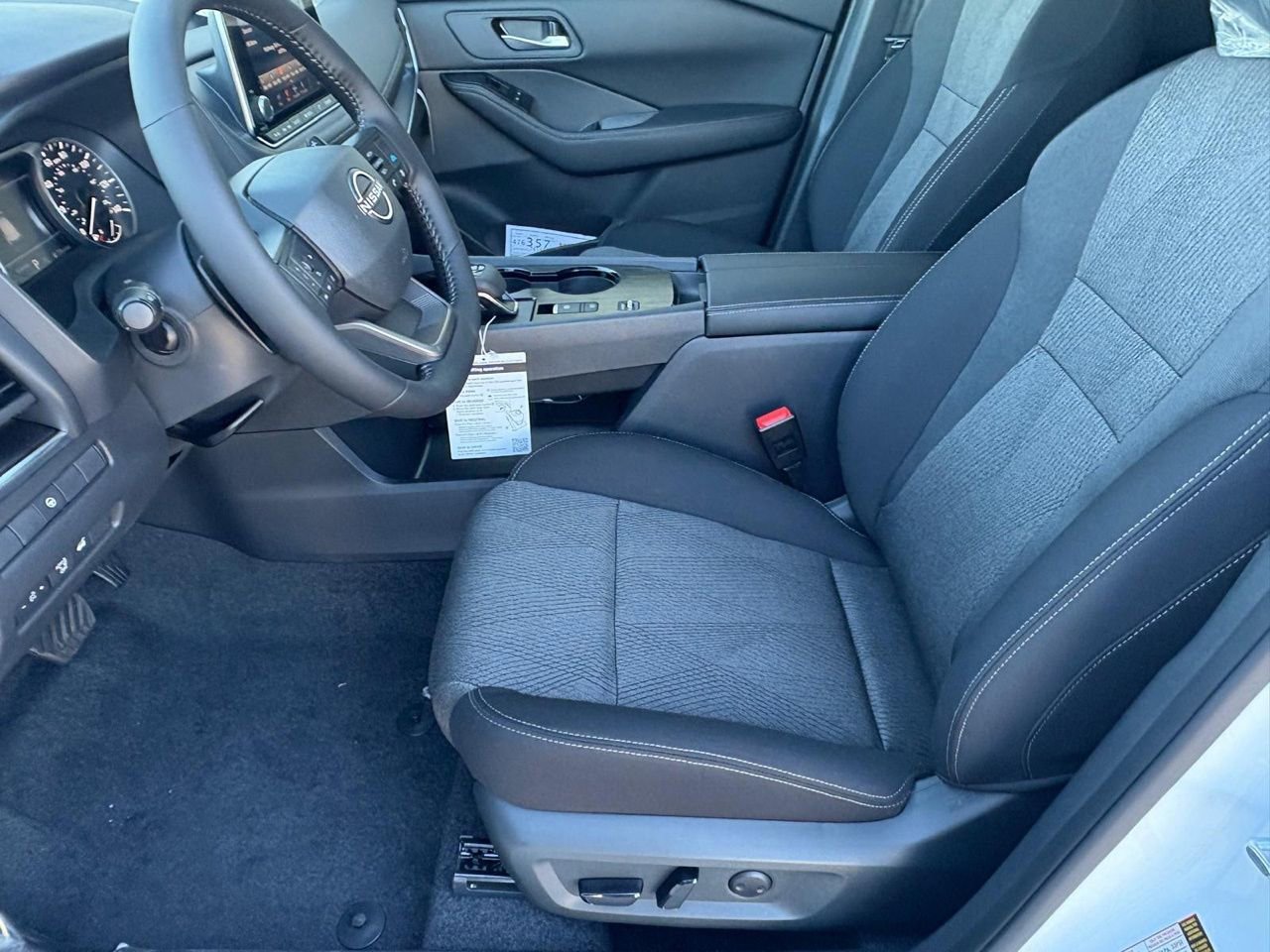 New 2026 Nissan Rogue SV image 15