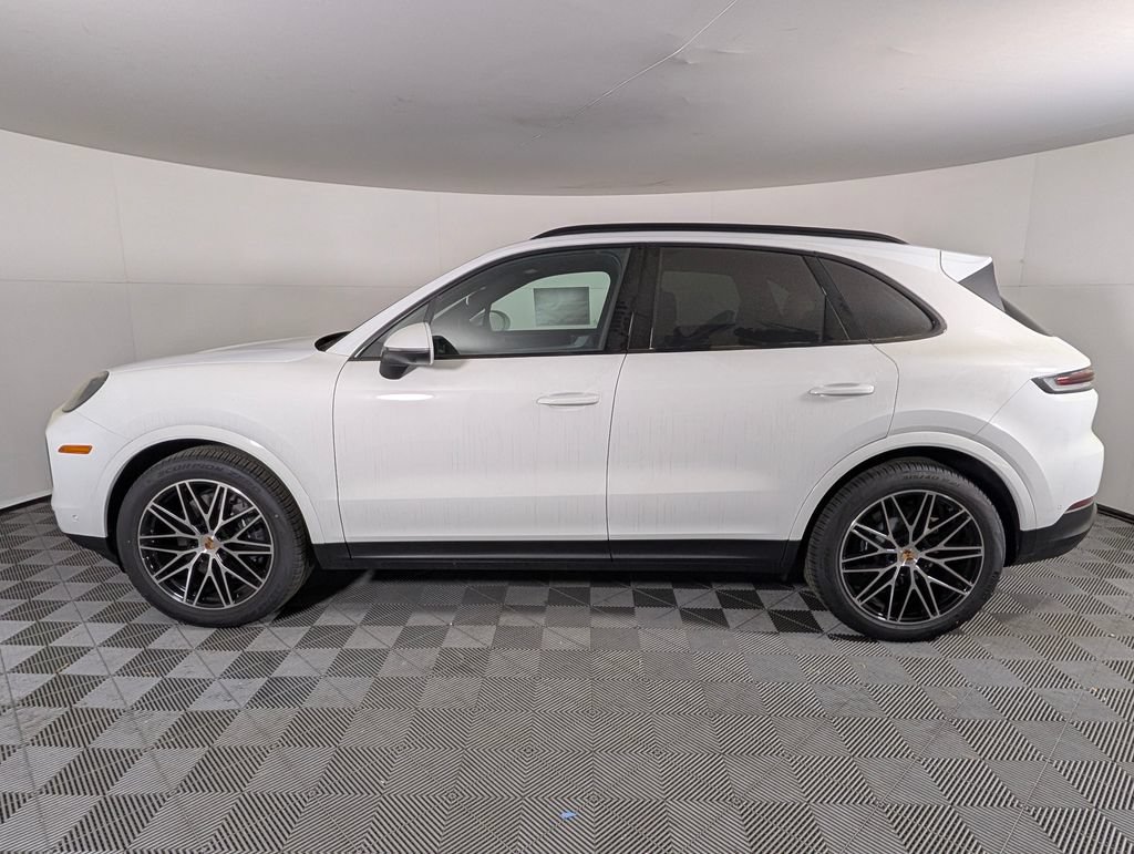 New 2026 Porsche Cayenne AWD/4WD image 2