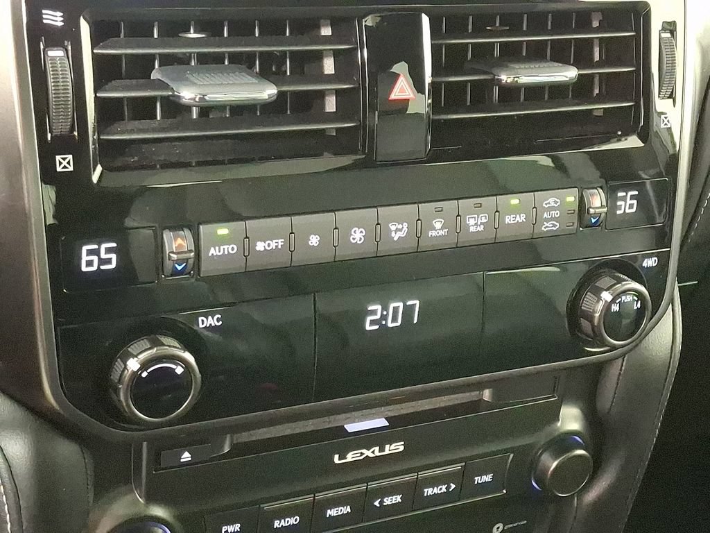 Used 2022 Lexus GX 460 w/ Black Line Special Edition AWD/4WD image 19