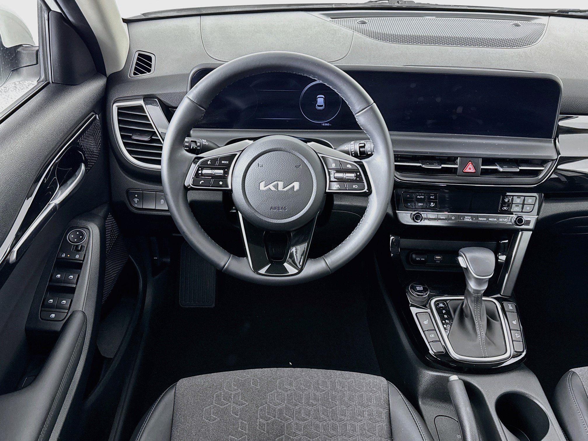 Used 2024 Kia Seltos S AWD/4WD image 22