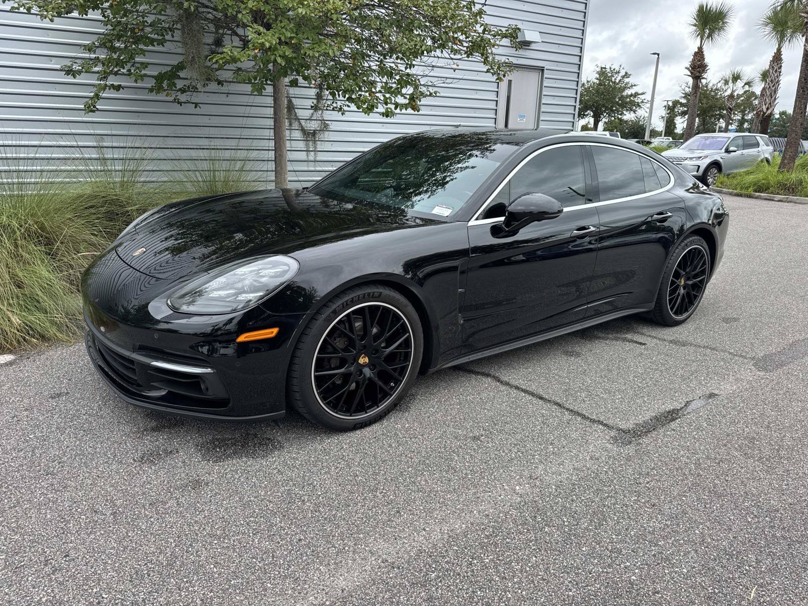 Used 2018 Porsche Panamera 4S AWD/4WD image 1